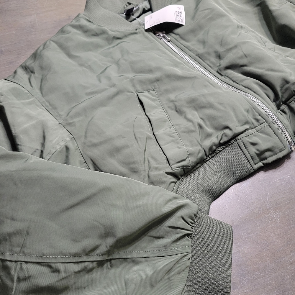 NWT H&M Olive Cropped Bomber Jacket Y2K - Picture 6 of 13